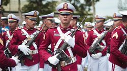 Potret Isra Mashel Anak Sandy Arifin Wisuda Prabhatar Akademi TNI-Kepolisian Potret Isra Mashel Anak Sandy Arifin Wisuda Prabhatar Akademi TNI-Kepolisian