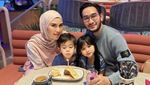 Jeje Govinda Suka Jajan Seblak dan Doyan Jajanan Tradisional