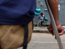 Penyandang Disabilitas Beradu Cepat di Kejuaraan Panjat Tebing