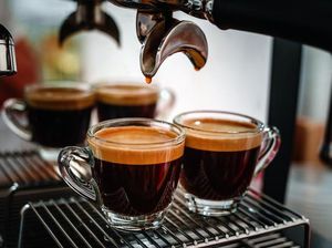 Mirip Tapi Beda! Begini Racikan Espresso Vs Doppio