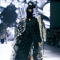 Inilah koleksi terbaru Sejauh Mata Memandang di acara Dewi Fashion Knights [DFK], Jakarta Fashion Week 2025, City Hall, Pondok Indah Mall 3, Jakarta Selatan, Minggu [27/10/2024]. Foto: Mohammad Abduh/detikcom.