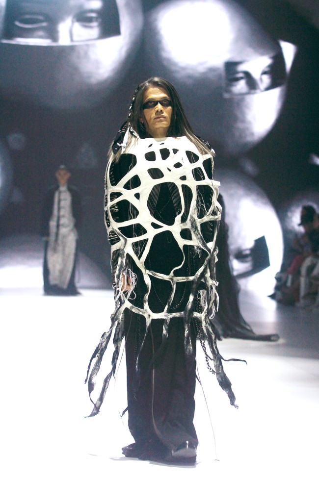 Inilah koleksi terbaru Sejauh Mata Memandang di acara Dewi Fashion Knights [DFK], Jakarta Fashion Week 2025, City Hall, Pondok Indah Mall 3, Jakarta Selatan, Minggu [27/10/2024]. Foto: Mohammad Abduh/detikcom.