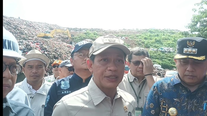 Menteri LH Hanif Faisol
