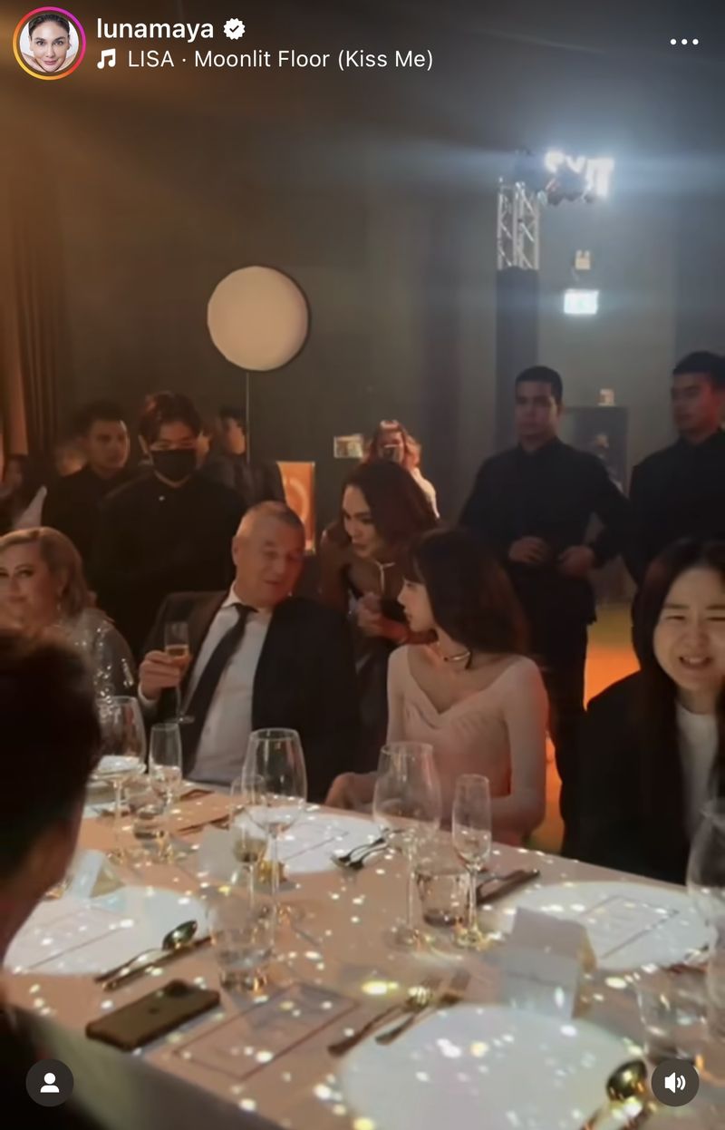 Momen Luna Maya dan Lisa BLACKPINK Bersanding di Acara Peluncuran BVLGARI Momen Luna Maya dan Lisa BLACKPINK Bersanding di Acara Peluncuran BVLGARI