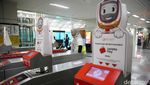 Naik LRT Makin Mudah dengan Alat Pembayaran Digital Naik LRT Makin Mudah dengan Alat Pembayaran Digital