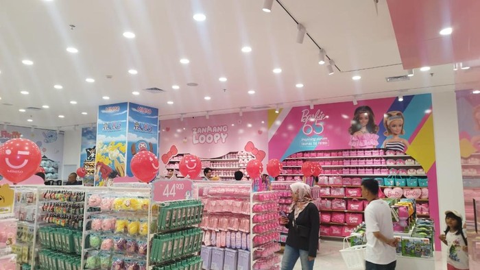 Produk Miniso Pink di Trans Studio Mal