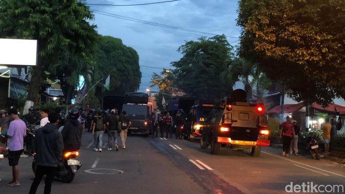 Situasi di Jalan Kusumanegara Jogja, Minggu (1/12/2024) sekitar pukul 18.00 WiB.