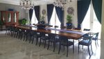 Intip Jeroan The White House Bogor, Ada Lift-Rumah Joglo