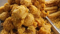 Jajan tahu Sumedang enak juga bisa di Gorengan Tahu Sumedang yang ada di depan Menjangan Mansion, Jalan Tegal Parang Utara, Mampang. Tersedia tahu Sumedang polos dan crispy seharga kurang dari Rp 2 ribu per buah. Foto: Gorengan Tahu Sumedang