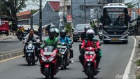 Dalam masa uji coba ini penumpang dapat menggunakannya dengan tarif 0 rupiah alias gratis. Namun penumpang tetap harus menggunakan uang elektronik untuk mengetap.  