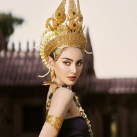 ‘The Empress of Ayodhaya’ yang tayang di Neflix pada 24 Oktober 2024 merupakan drama ketiga Davika Hoorne yang bertema sejarah. Sebelumnya, wanita 32 tahun ini membintangi drama kolosal ‘Wanthong’ pada 2021. Foto: Instagram/@davikah