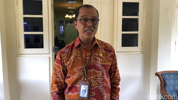 Sekretaris Daerah DIY Beny Suharsono di Kompleks Kepatihan, Kota Jogja, Senin (2/12/2024).