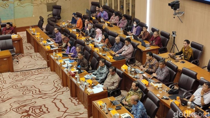 Dirut PLN Darmawan Prasodjo