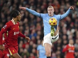 Persentase tembakan Haaland di 13 laga terakhir Liga Inggris cuma 6,4 persen. Di lima laga awalnya, padahal 38,5 persen! (AP)