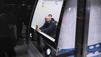 Perpanjangan jalur ke arah timur dengan lima stasiun tambahan dijadwalkan akan dibuka pada tahun 2025.