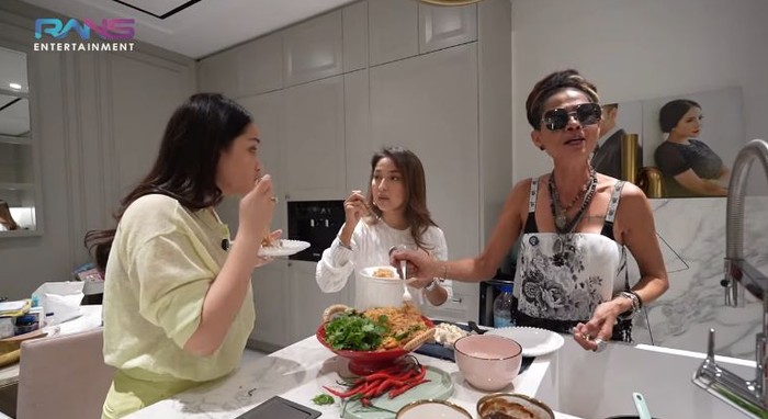 Jennifer Coppen Makin Jago Buat Brownies hingga Cookies Jennifer Coppen Makin Jago Buat Brownies hingga Cookies