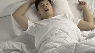 Neurolog Ungkap Ciri-ciri Mendengkur yang Jadi Gejala Stroke, Jangan Abai! Neurolog Ungkap Ciri-ciri Mendengkur yang Jadi Gejala Stroke, Jangan Abai!