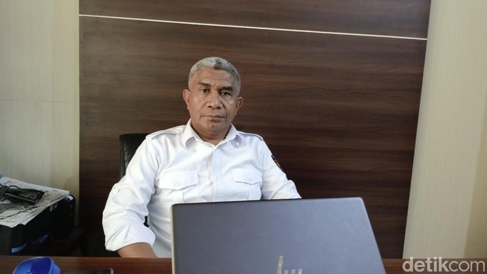 Ketua KPU NTT, Jemris Fointuna. (Foto: Simon Selly/detikBali)
