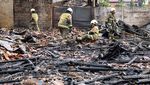 Lapak Barang Bekas di Salemba Jakpus Hangus Terbakar