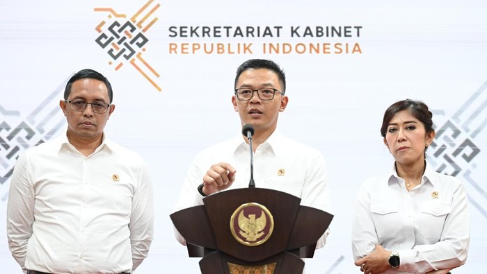 Menlu Sugiono (Eva/detikcom)