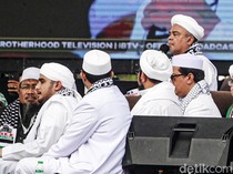 Momen Habib Rizieq Orasi di Reuni Akbar 212