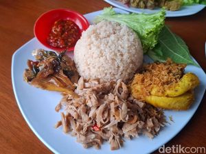 Nasi Oyek Bu Tini: Sego Oyek Ramesan Khas Kebumen yang Sedap Sehat