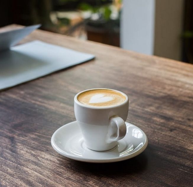 Nyaman Buat WFC! 5 Kafe di Jakarta Ini Buka Sejak Jam 07.00 Pagi