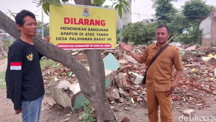 Papan peringatan di lahan eks Goa Macan Cirebon