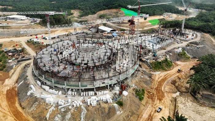 Potret Masjid IKN yang Mau Dipakai buat Salat Id Tahun Depan Pembangunan Masjid Negara IKN, Kalimantan Timur, terus dikebut. Masjid itu rencananya akan digunakan untuk Salat Idul Fitri tahun 2025.