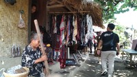 Menumbuk kopi