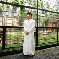 Meski sudah bercerai namun Alshad mengaku masih tetap menjalankan dan memenuhi kewajibannya kepada mantan istrinya, Nissa Assyifa. Pernikahan Alshad dan Nissa sendiri sebelumnya memang dilangsungkan secara siri dengan kesepakatan bersama. Seperti tercantum dalam salinan putusan saat menikah, kondisi termohon saat itu tengah hamil 8 bulan. Foto: Instagram/@alshadahmad