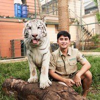 Alshad dan Nissa menikah siri pada 30 September 2022. Pernikahan keduanya baru diakui negara pada 20 November 2022. Namun tak lama setelah pernikahan diresmikan, tepatnya pada 2 Desember 2022 Alshad dan Nissa diputuskan cerai. Foto: Instagram/@alshadahmad