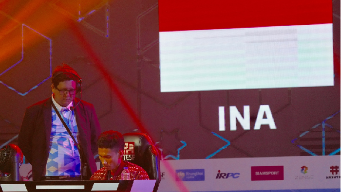 Indonesia gagal meraih emas kedua di kompetisi internasional bertajuk Asian Esports Games 2024. Harapan tersebut kandas, setelah Indonesia tunduk dari India di babak playoff.