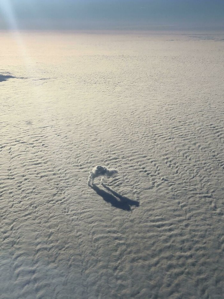 Bentuk unik awan