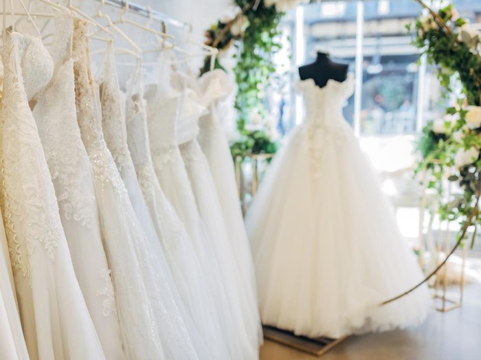 Ilustrasi gaun pengantin