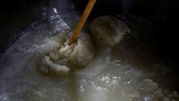 Sebelumnya, Pemerintah Jepang menominasikan pembuatan sake pada tahun 2022 untuk pencantuman UNESCO. 