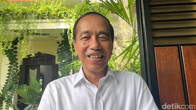 Kata-kata Jokowi Respons Hasto Tersangka KPK