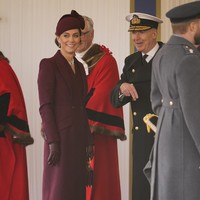 Kemunculan Kate kali ini menjadi sorotan, mengingat ini adalah salah satu kemunculan besar pertamanya sejak kembali secara bertahap ke tugas kerajaan setelah menjalani perawatan kanker. (Foto: AP Photo/Kin Cheung, Pool)