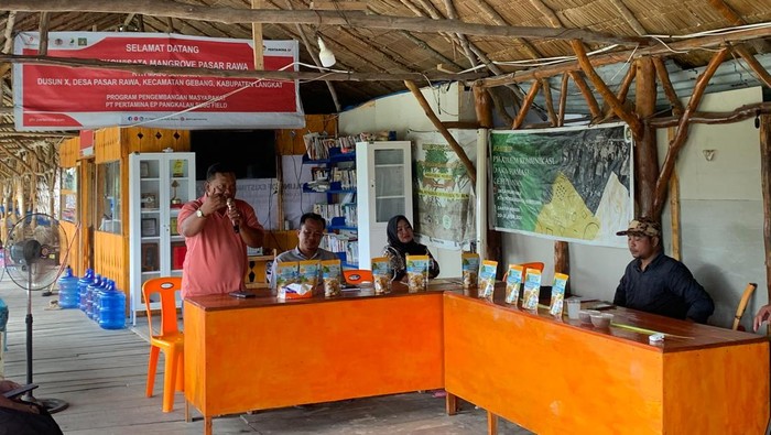 Ketua Kelompok Tani Hutan, Wahyudi, di Pasar Rawa, Langkat, Sumatra Utara, Selasa (3/12/2024).