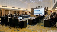 Muhaimin berharap, program makan siang bergizi gratis jangan sampai hanya menjadi program memberi makan masyarakat yang membutuhkan melainkan memiliki dampak ekonomi. 