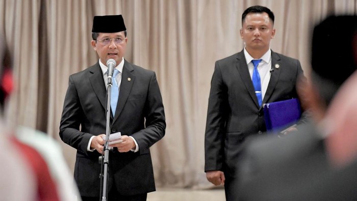 Menteri Transmigrasi M. Iftitah Sulaiman
