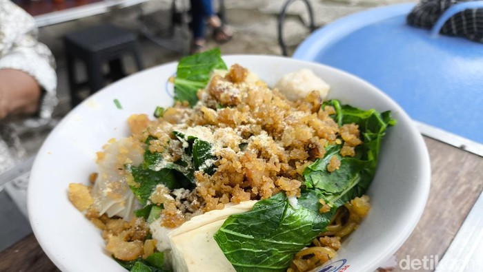 Mie Yamin Kipas Doyok Cirebon.