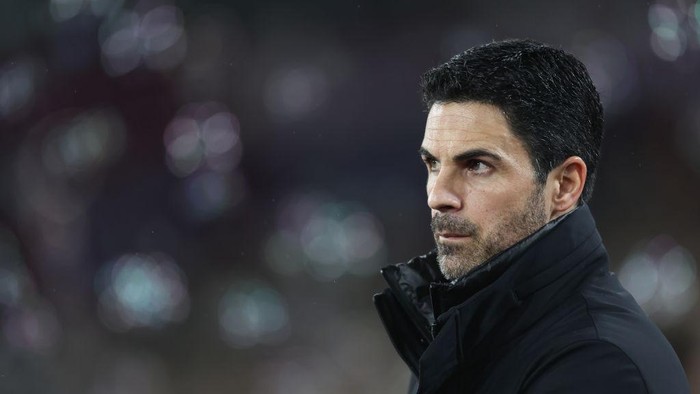 LONDON, ENGLAND - NOVEMBER 30: Arsenal manager Mikel Arteta during the Premier League match between West Ham United FC and Arsenal FC at London Stadium on November 30, 2024 in London, England. (Photo by Rob Newell - CameraSport via Getty Images)