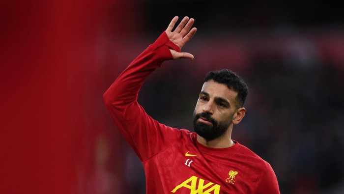 Soccer Football - Premier League - Liverpool v Manchester City - Anfield, Liverpool, Britain - December 1, 2024  Liverpools Mohamed Salah reacts during the warm up before the match REUTERS/Phil Noble EDITORIAL USE ONLY. NO USE WITH UNAUTHORIZED AUDIO, VIDEO, DATA, FIXTURE LISTS, CLUB/LEAGUE LOGOS OR LIVE SERVICES. ONLINE IN-MATCH USE LIMITED TO 120 IMAGES, NO VIDEO EMULATION. NO USE IN BETTING, GAMES OR SINGLE CLUB/LEAGUE/PLAYER PUBLICATIONS. PLEASE CONTACT YOUR ACCOUNT REPRESENTATIVE FOR FURTHER DETAILS..