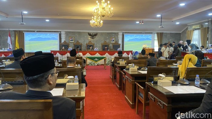 Paripurna DPRD Kota Sukabumi