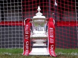 Perempatfinal Piala FA: 8 Tim Tersisa, Cuma Port Vale yang Belum Juara