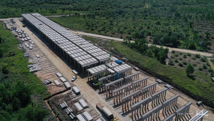 PT Hutama Karya mendorong percepatan pembangunan 2 proyek tol di Pekanbaru. Yakni Junction Pekanbaru – Bypass Pekanbaru (30,57 km), dan Junction Palembang (8,25 km).