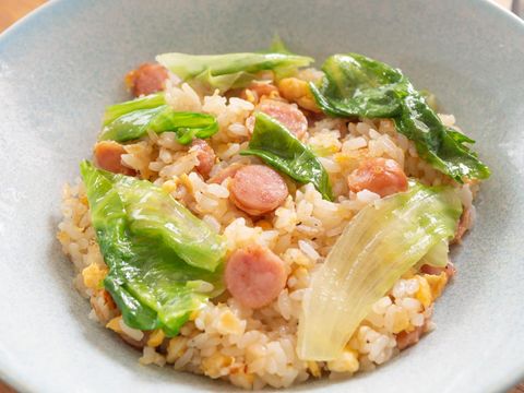 Resep Nasi Goreng Sosis dan Lettuce