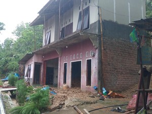 Ibu-Balita di Cianjur Tewas Tertimbun Longsor di Cianjur