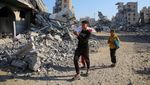 Senangnya Warga Gaza Terima Bantuan Tepung
